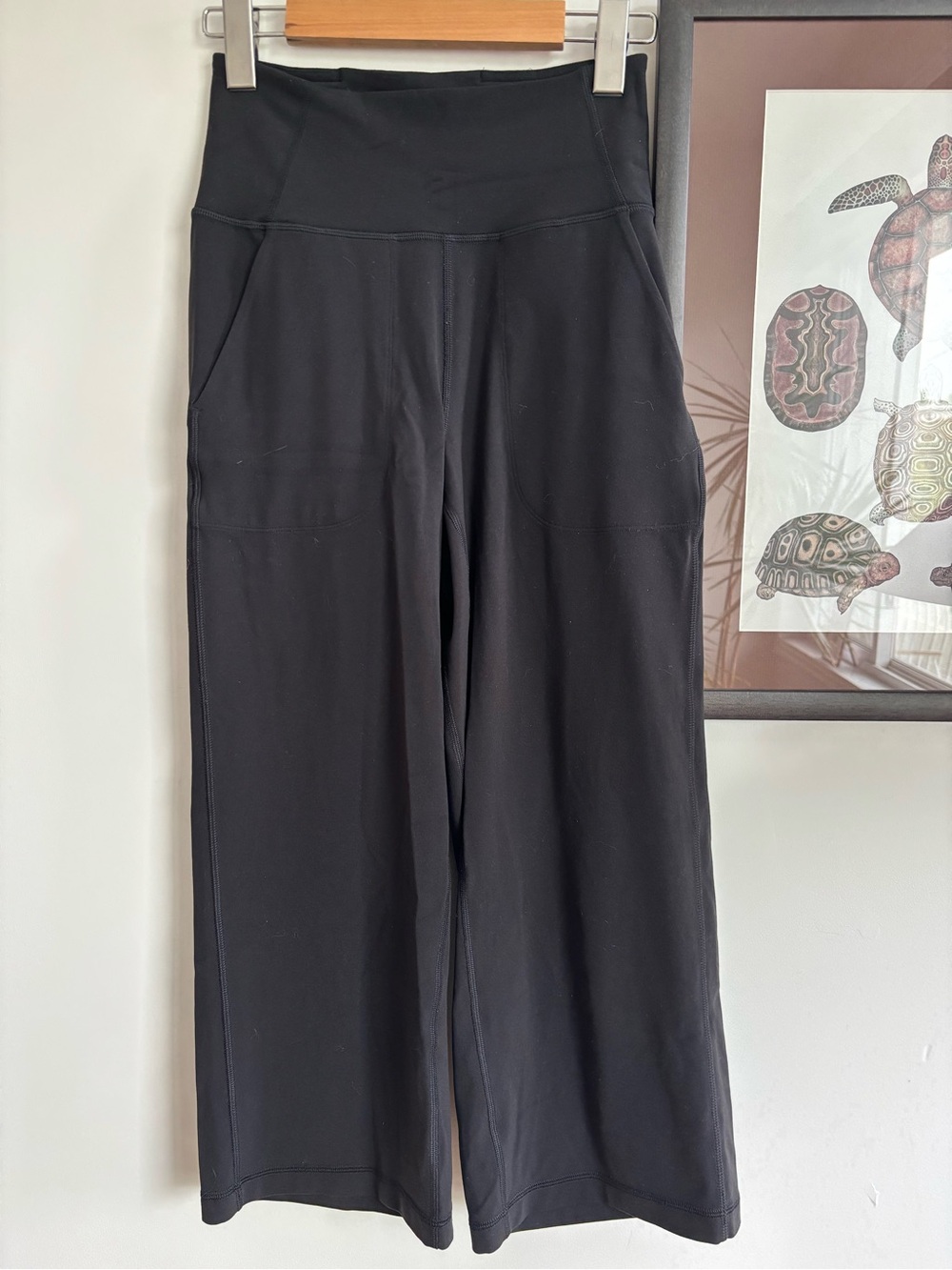 High-Rise Wide-Leg Lululemon Women's 3/4 Pants - Black